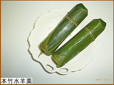 �{�|���r�