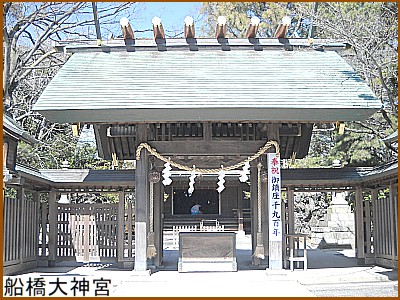 �D����_�{